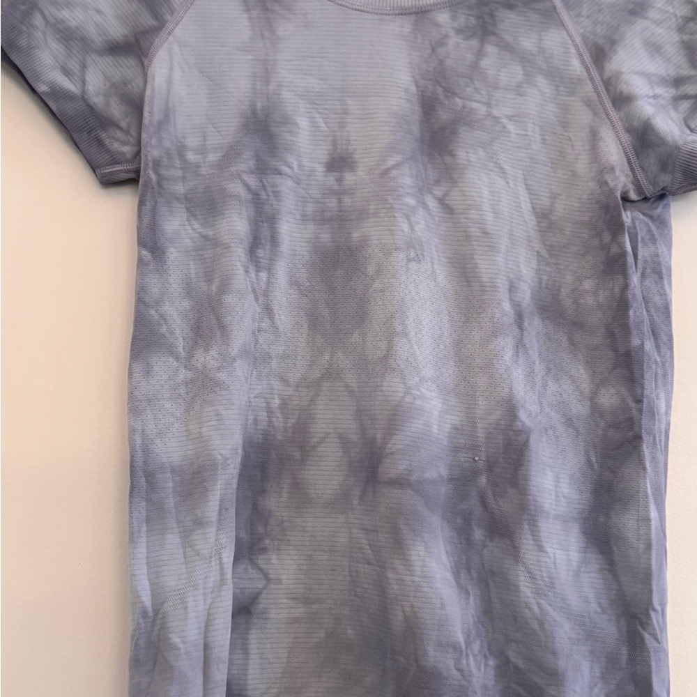 Lululemon Swiftly Tech Gray Tie-Dye Short Sleeve Shirt - Picture 5 of 7